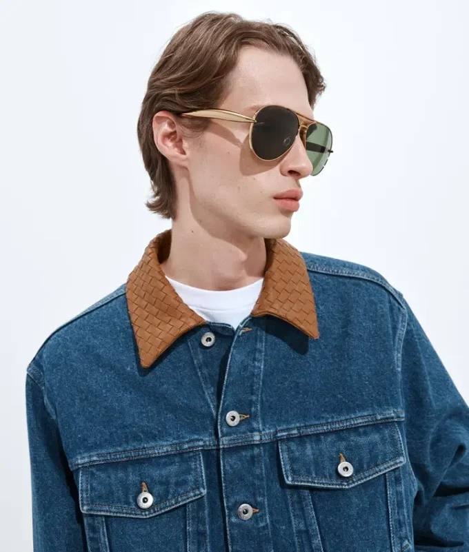Jeansjacke in Indigo, Größe M Jeansjacke in Indigo, Größe M