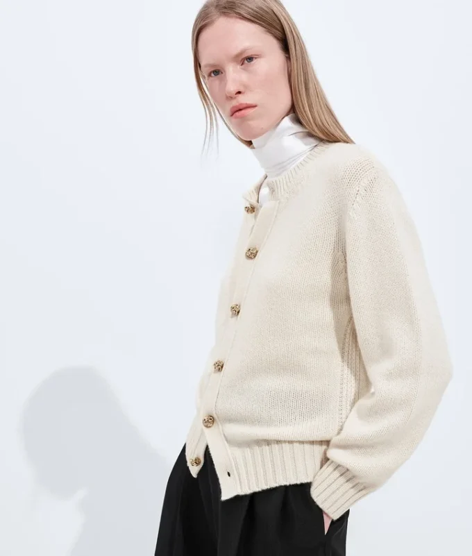 Kaschmir-Strickjacke Kaschmir-Strickjacke
