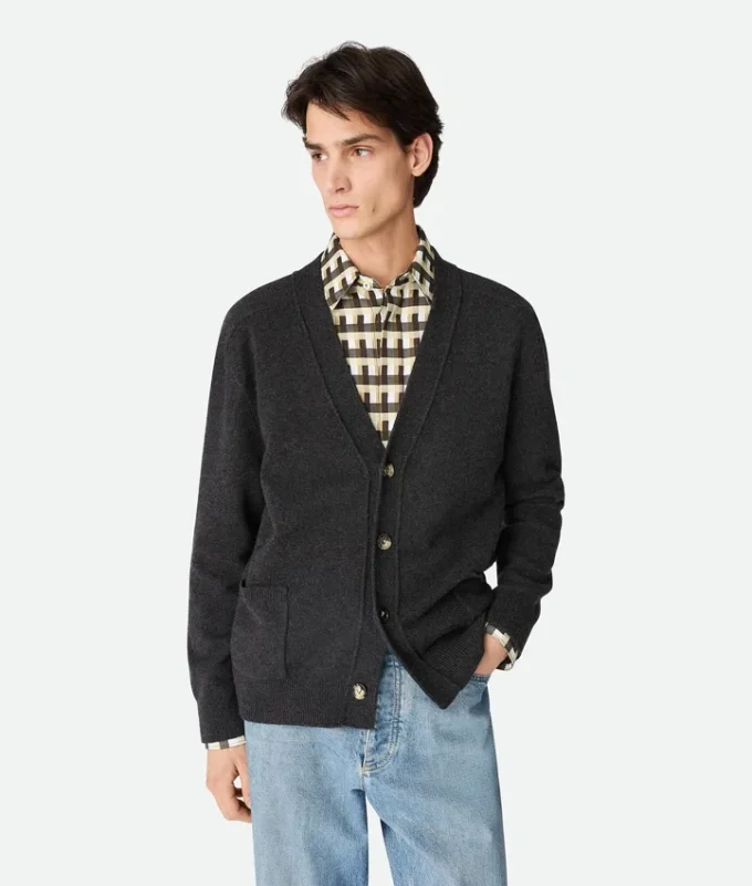 Kaschmir-Strickjacke Kaschmir-Strickjacke