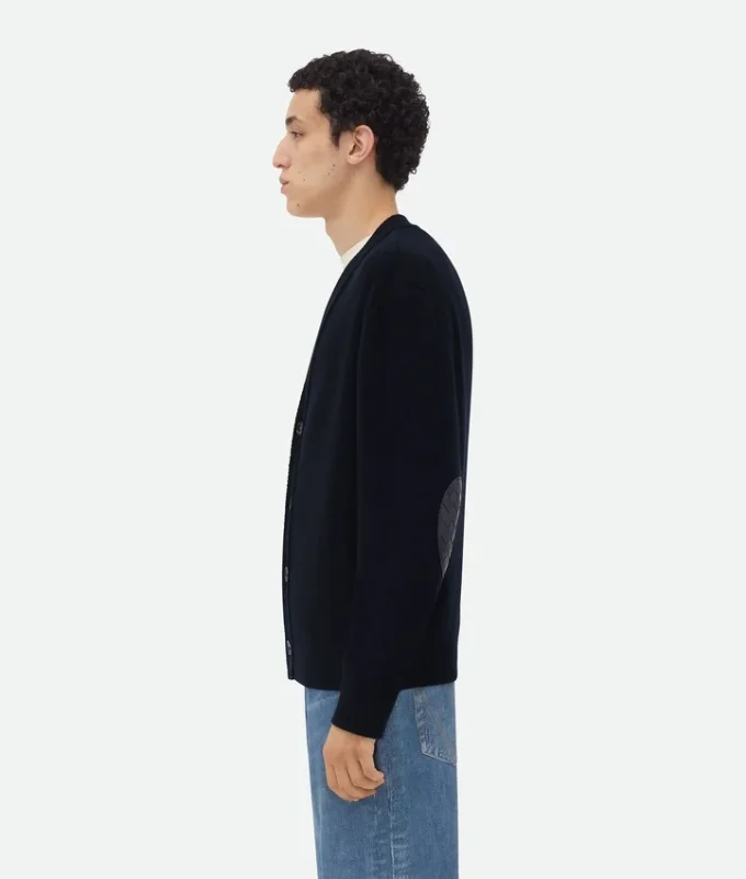 Kaschmir-Strickjacke Kaschmir-Strickjacke