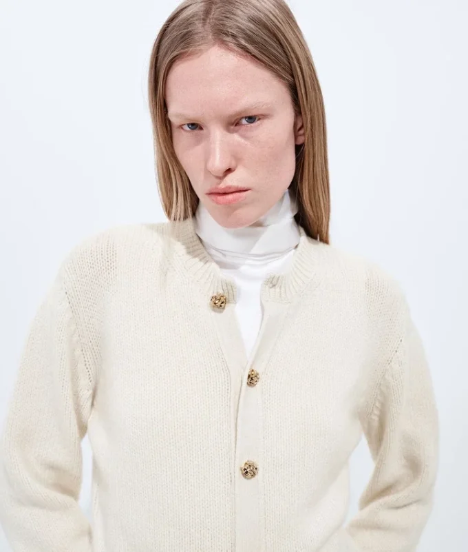 Kaschmir-Strickjacke Kaschmir-Strickjacke