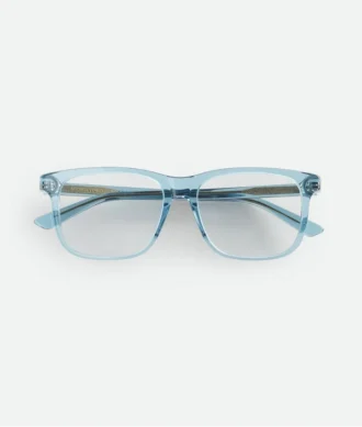 Klassische eckige Brille