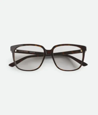 Klassische eckige Brille Klassische eckige Brille