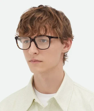 Klassische eckige Brille Klassische eckige Brille