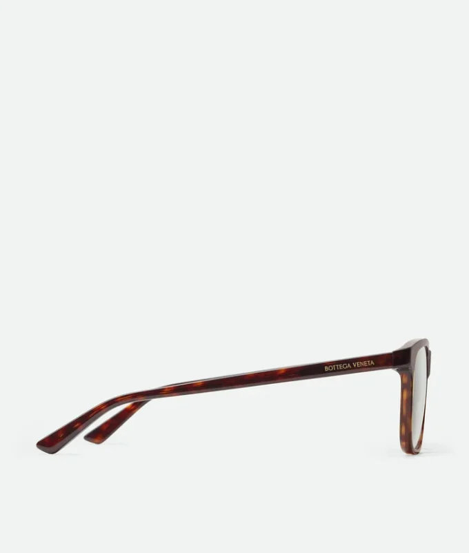 Klassische eckige Brille Klassische eckige Brille