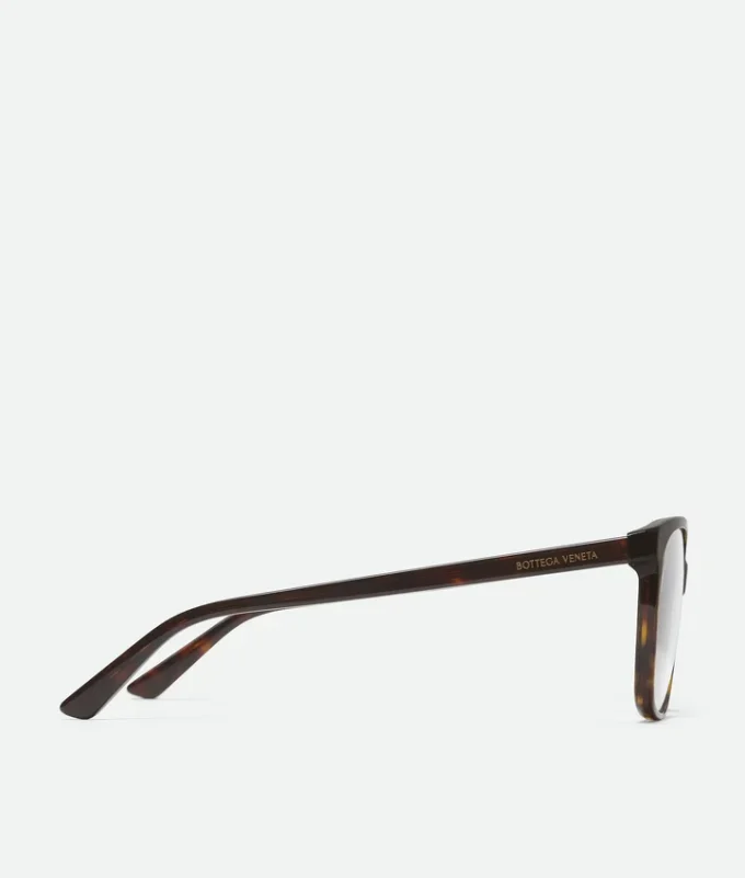 Klassische eckige Brille Klassische eckige Brille