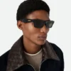 Klassische eckige Sonnenbrille