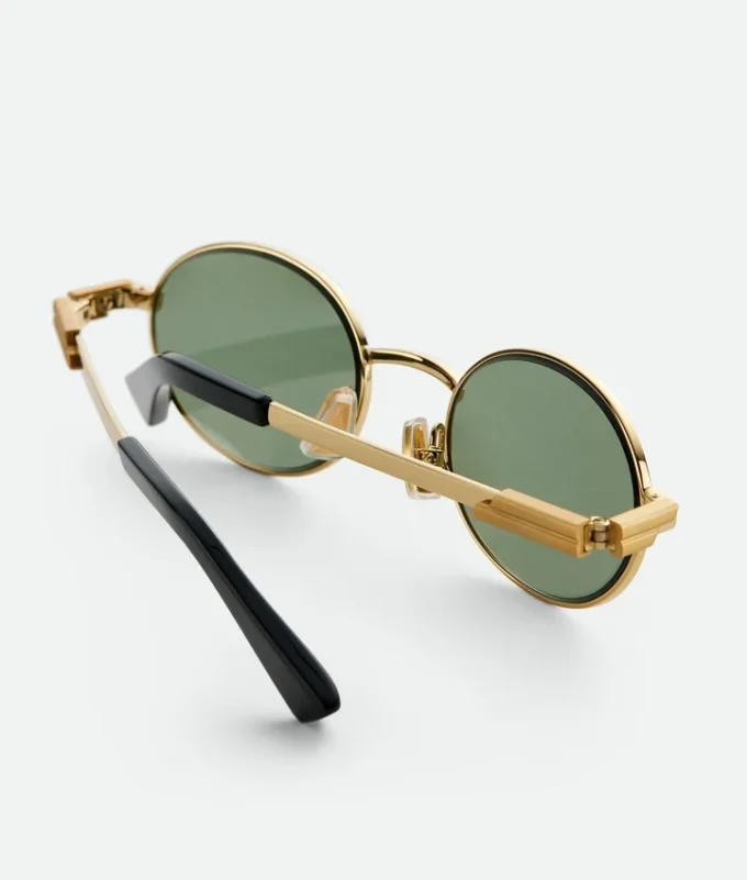 Klassische ovale Sonnenbrille Klassische ovale Sonnenbrille
