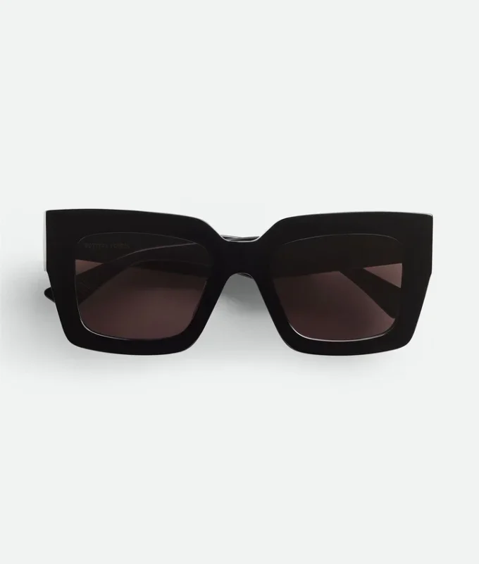 Klassische quadratische Sonnenbrille Klassische quadratische Sonnenbrille