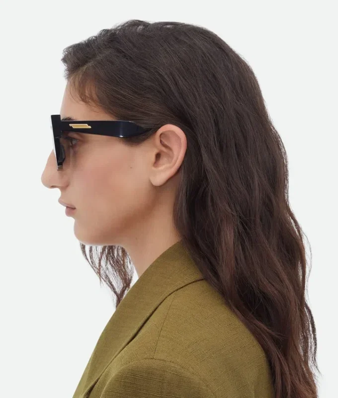 Klassische quadratische Sonnenbrille Klassische quadratische Sonnenbrille