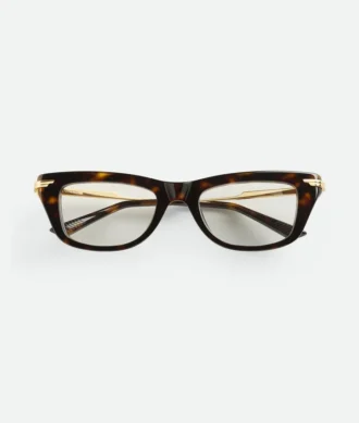 Klassische rechteckige Brille