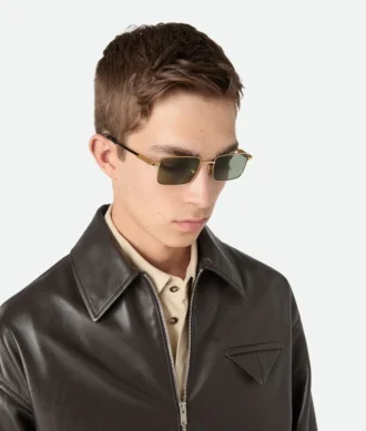 Klassische rechteckige Sonnenbrille