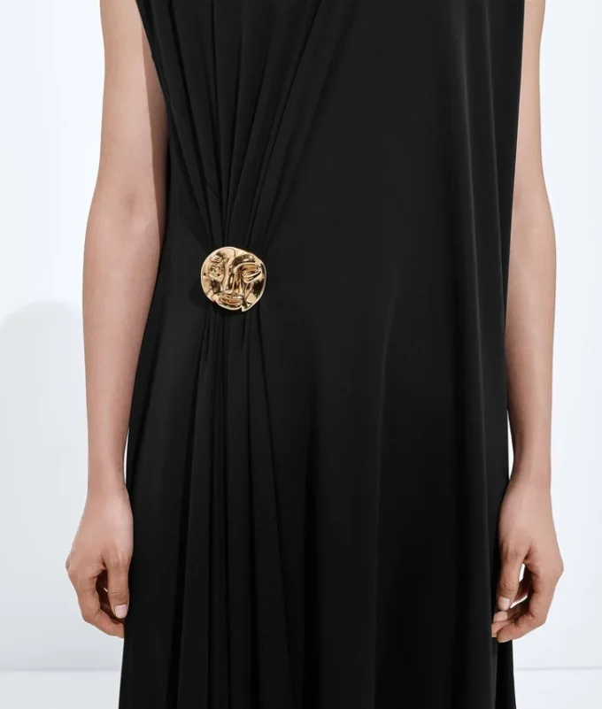 Kleid aus Viskose-Jersey Kleid aus Viskose-Jersey