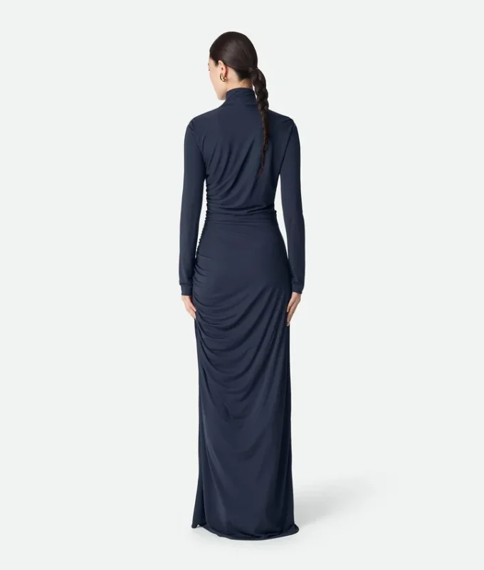 Kleid aus Viskose-Jersey Kleid aus Viskose-Jersey