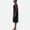 Kleid aus Woll-Viskose-Crêpe Kleid aus Woll-Viskose-Crêpe