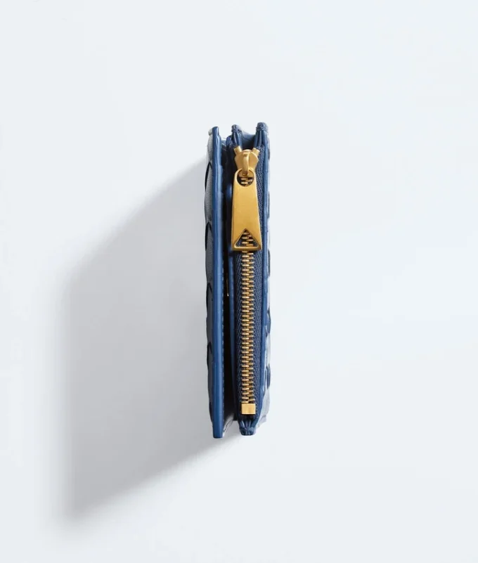Kleine Brieftasche aus Intrecciato-Leder Kleine Brieftasche aus Intrecciato-Leder