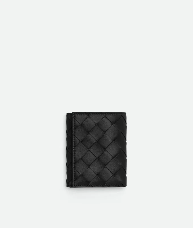 Kleine dreifach gefaltete Brieftasche aus Intrecciato Kleine dreifach gefaltete Brieftasche aus Intrecciato