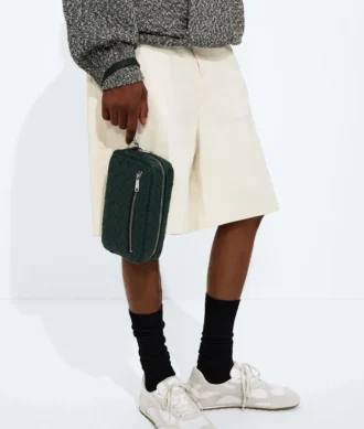 Kleine Intrecciato-Pouch mit Handschlaufe