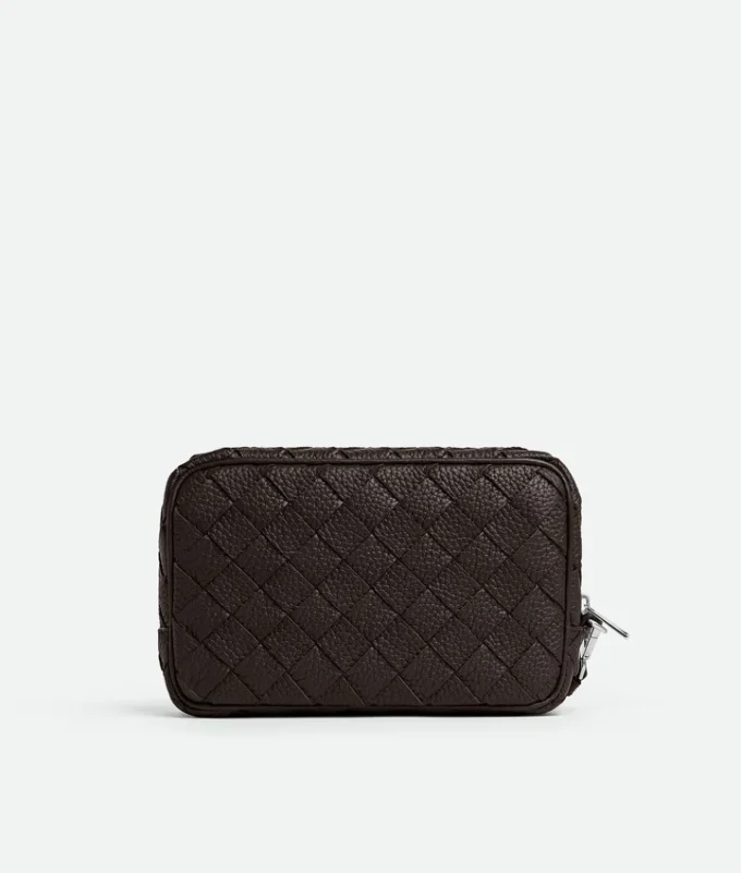 Kleine Intrecciato-Pouch mit Handschlaufe Kleine Intrecciato-Pouch mit Handschlaufe