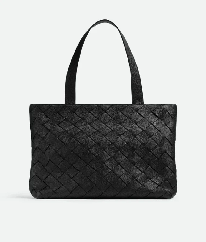 Kleine Intrecciato-Tasche mit Reißverschluss Kleine Intrecciato-Tasche mit Reißverschluss