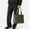 Kleine Intrecciato-Tasche mit Reißverschluss Kleine Intrecciato-Tasche mit Reißverschluss
