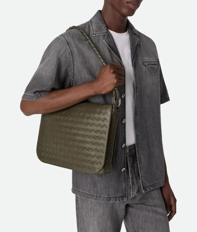 Kleine Swing-Messengertasche
