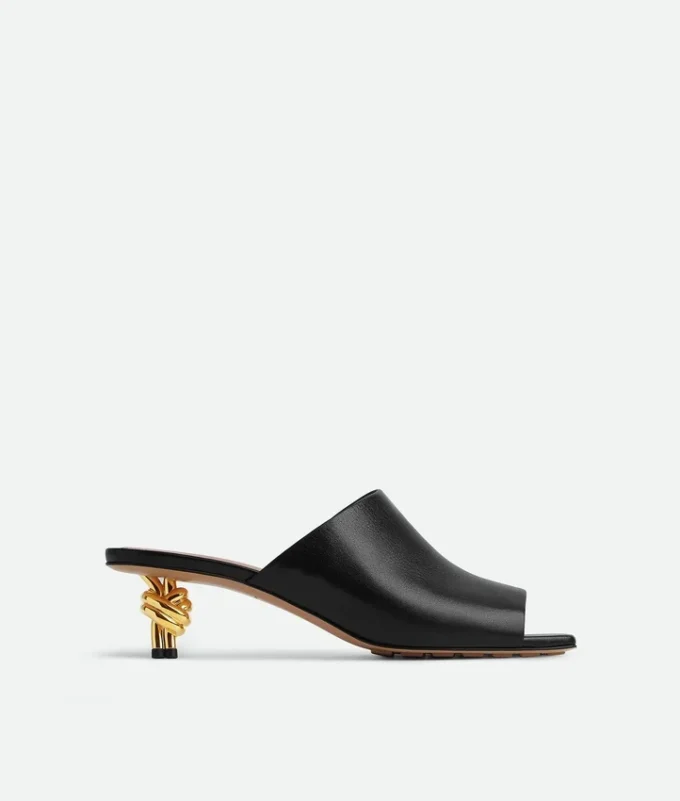Knot Mule Knot Mule