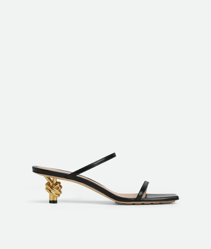 Knot Mule Knot Mule