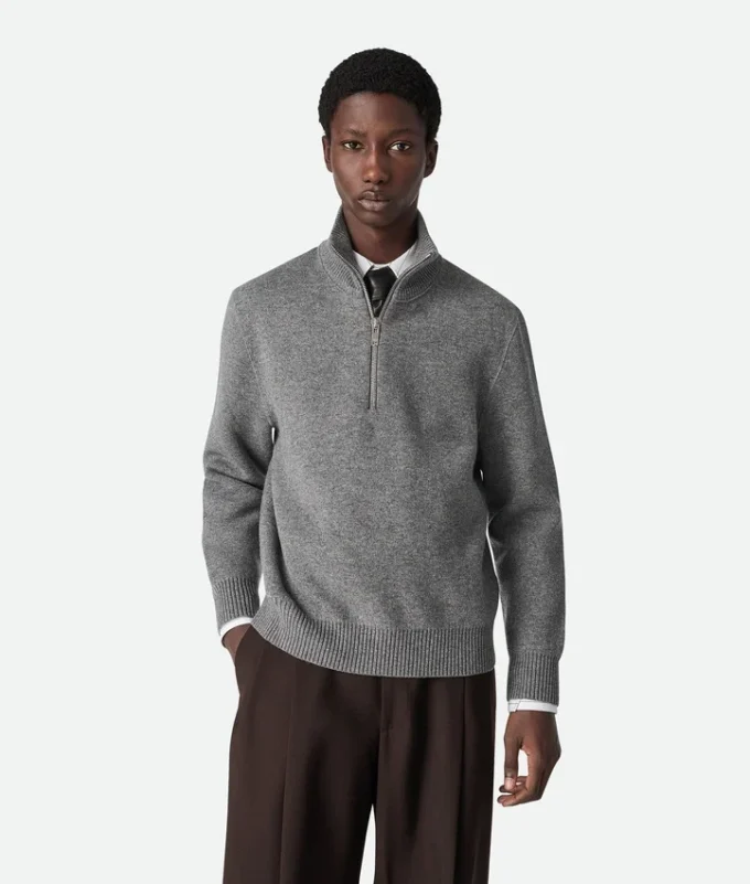 Kompakter Kaschmir-Pullover mit Reißverschluss Kompakter Kaschmir-Pullover mit Reißverschluss