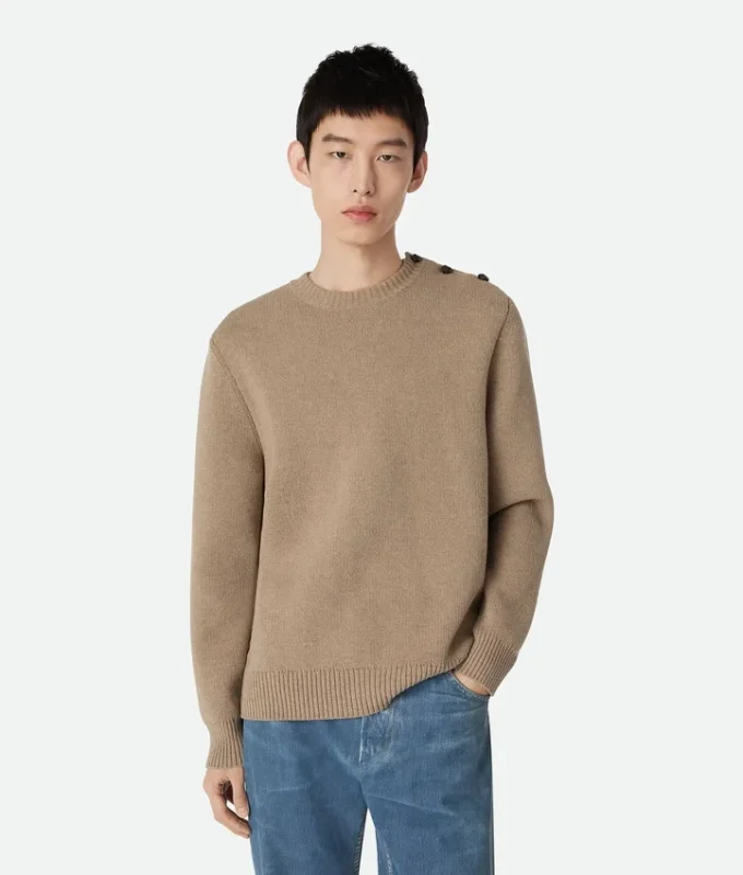 Kompakter Wollpullover Kompakter Wollpullover