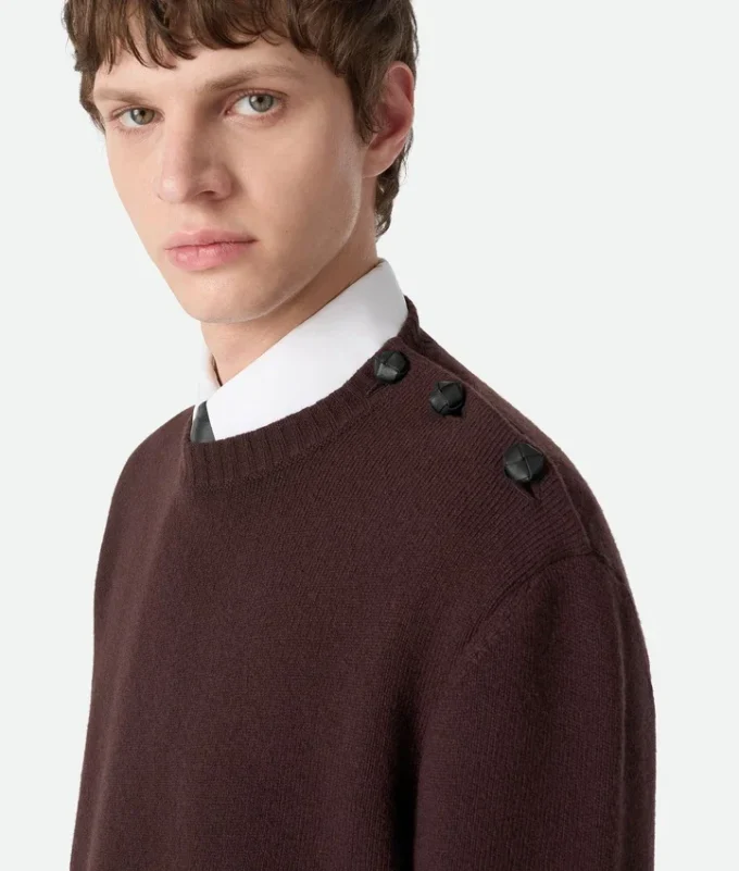 Kompakter Wollpullover Kompakter Wollpullover