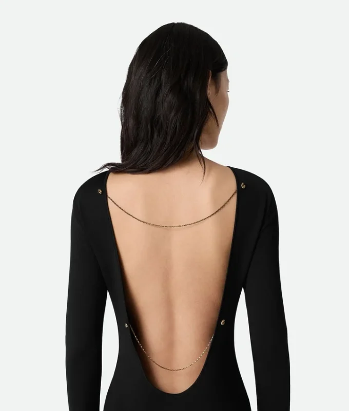 Kompaktes Viskose-Kleid Kompaktes Viskose-Kleid