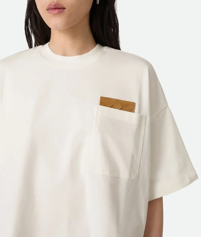 Kropptes T-Shirt aus Baumwolljersey Kropptes T-Shirt aus Baumwolljersey