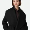 Kurzer Mantel aus Stretch-Wolle Kurzer Mantel aus Stretch-Wolle