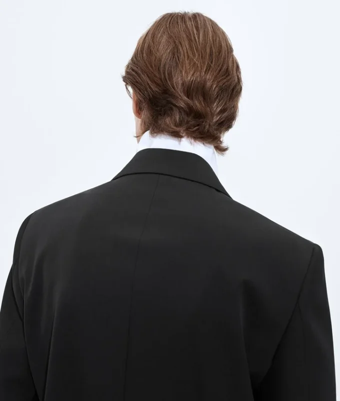 Leichte Jacke aus Wolltwill Leichte Jacke aus Wolltwill