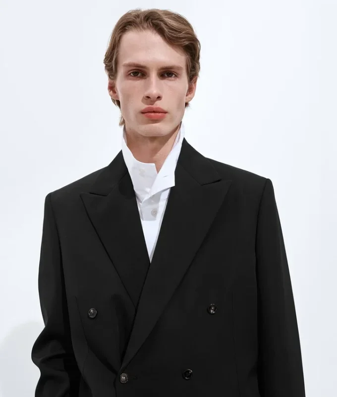 Leichte Jacke aus Wolltwill Leichte Jacke aus Wolltwill