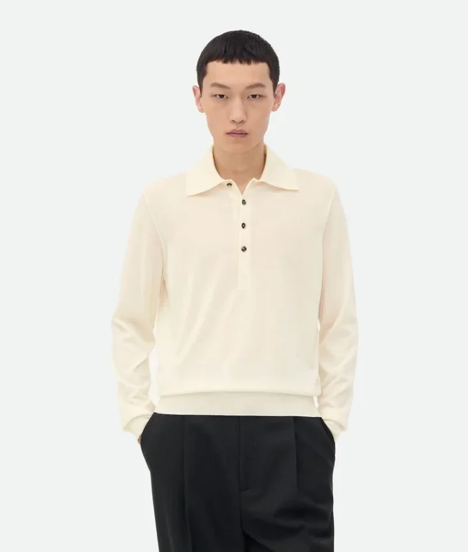 Leichter Polo-Pullover aus feinem Kaschmir Leichter Polo-Pullover aus feinem Kaschmir