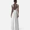 Leichtes Viskose-Paillettenkleid Leichtes Viskose-Paillettenkleid