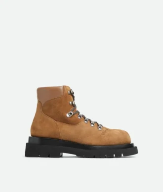 Lug Wanderstiefelette mit Profilsohle Lug Wanderstiefelette mit Profilsohle