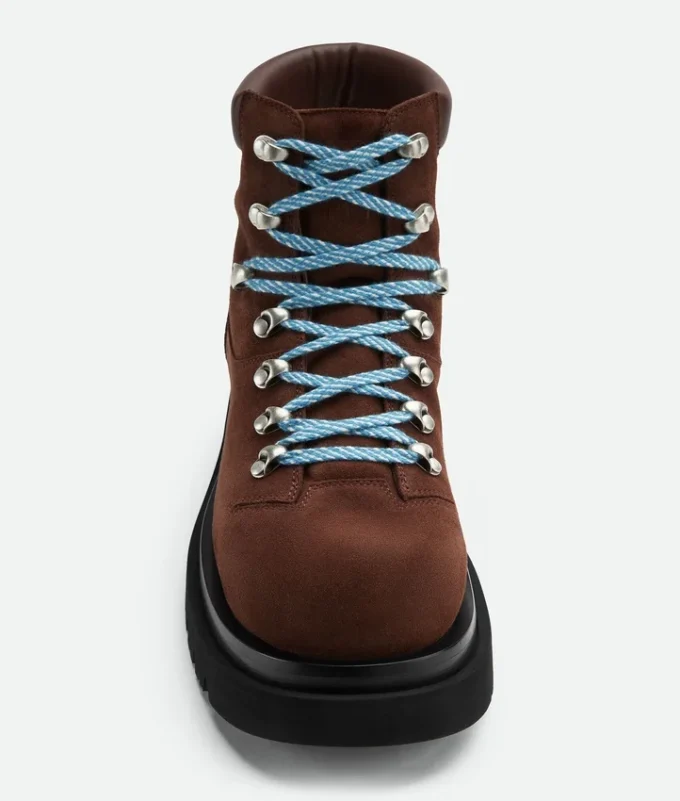 Lug Wanderstiefelette mit Profilsohle Lug Wanderstiefelette mit Profilsohle