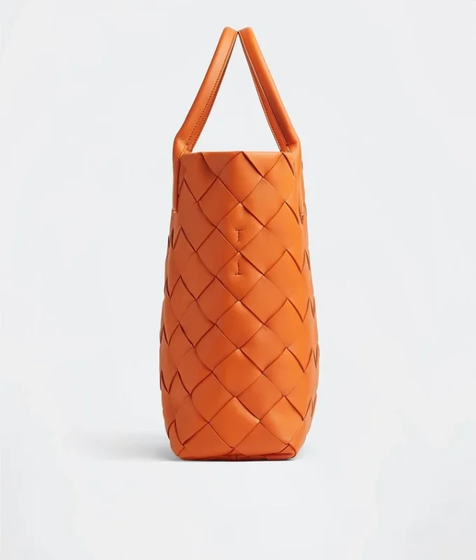 Maxi Intrecciato Tote Maxi Intrecciato Tote