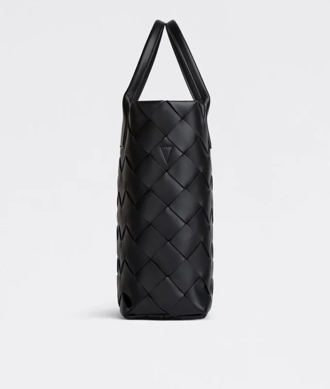 Maxi Intrecciato Tote Maxi Intrecciato Tote