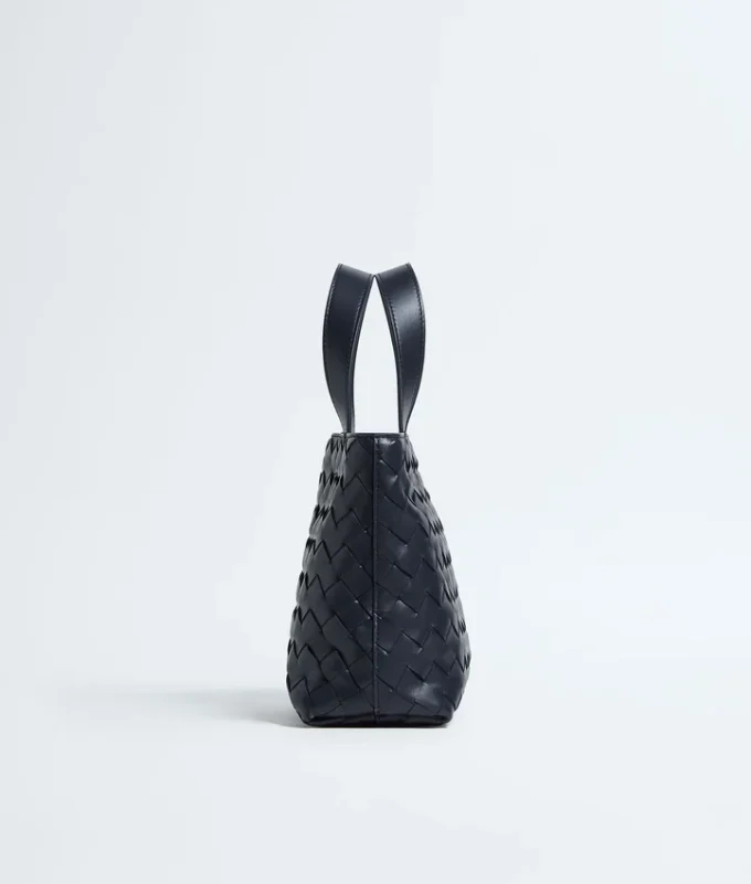 Mini Intrecciato Tote mit Reißverschluss Mini Intrecciato Tote mit Reißverschluss