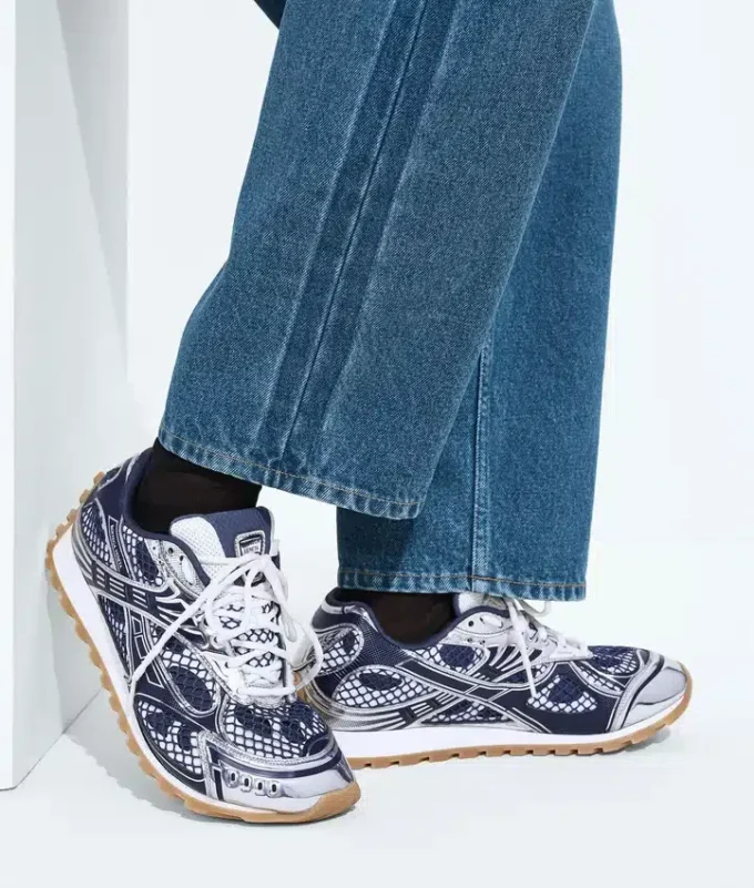 Orbit Sneaker Orbit Sneaker