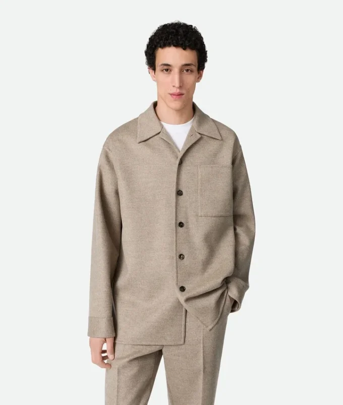 Overshirt aus Wolle und Kaschmir Overshirt aus Wolle und Kaschmir