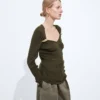 Pullover aus Kaschmir und Seide mit Rippmuster Pullover aus Kaschmir und Seide mit Rippmuster