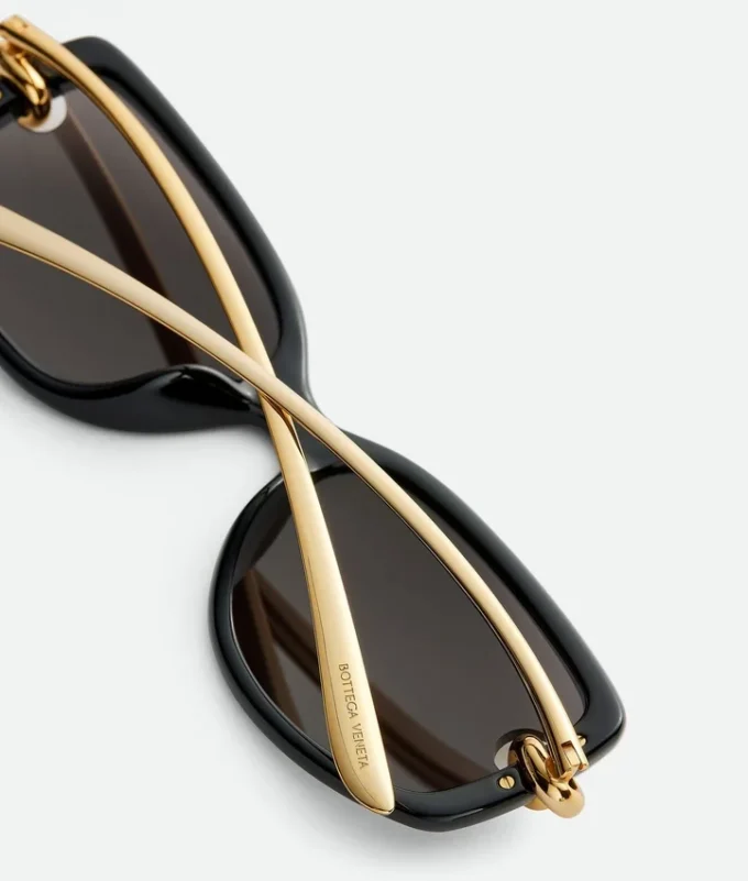 Rechteckige Sonnenbrille mit Knot Rechteckige Sonnenbrille mit Knot