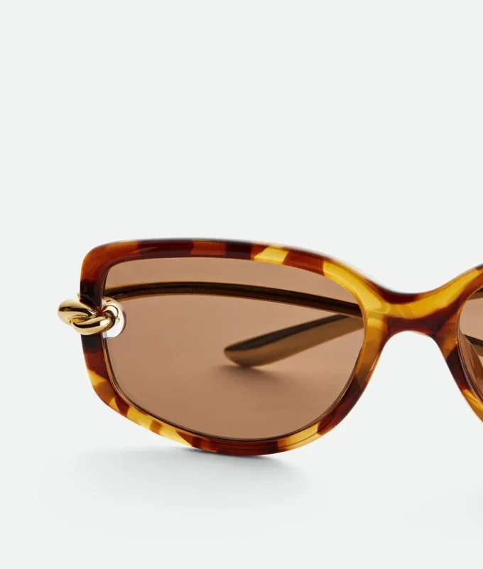 Rechteckige Sonnenbrille mit Knot Rechteckige Sonnenbrille mit Knot