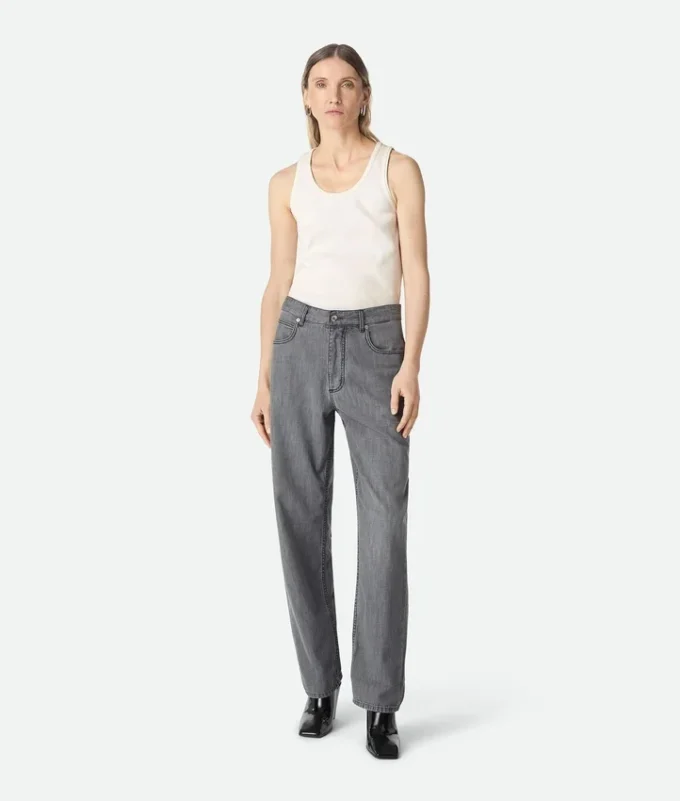 Schwarze Denim-Jeans Schwarze Denim-Jeans