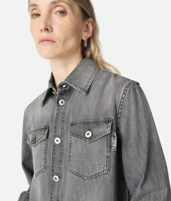 Schwarzes Jeanshemd Schwarzes Jeanshemd